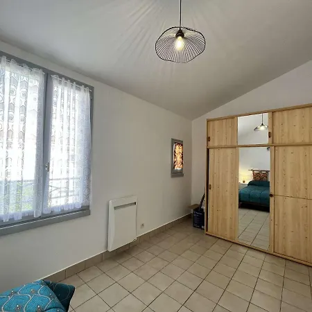 公寓 Cosy En Centre-ville Avec Balcon, Parking Et A 10 Min Des Plages - 4 Couchages - Fr-1-224b-196 *