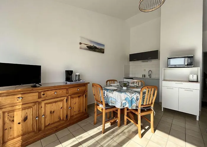 Apartment Cosy En Centre-ville Avec Balcon, Parking Et A 10 Min Des Plages - 4 Couchages - Fr-1-224b-196 Noirmoutier-en-l'Ile